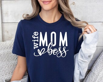 妻とママのボスシャツ、妻シャツ、ボスTシャツ、ママになるシャツ、ママライフシャツ、新米ママシャツ、レトロママシャツ、母の日シャツ