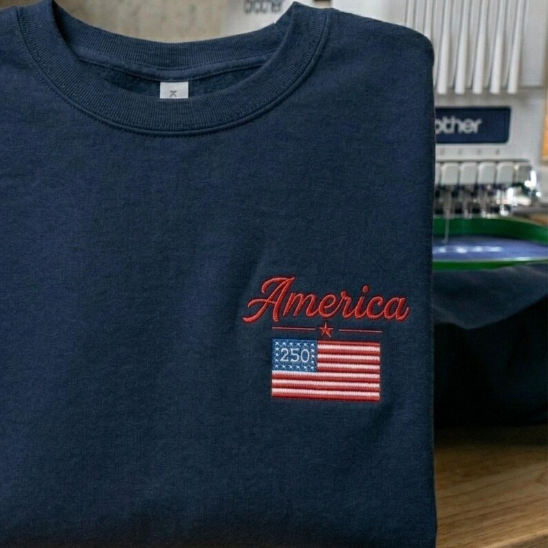 Embroidered America 250th Anniversary Sweatshirt, Patriotic USA Flag Tee immagine 2