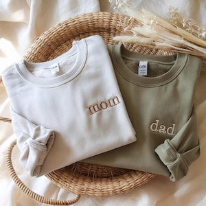 Embroidered Mama Dad Shirt, Mom Shirt, New Mom, New Dad, T-Shirt, Mommy Birthday Gift, Mother&#39;s Day Gift for Mom, Dad Gift