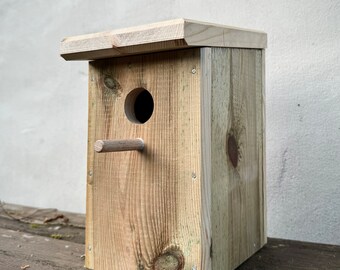 Vogelhuisje / Nestkastje / Birdhouse /