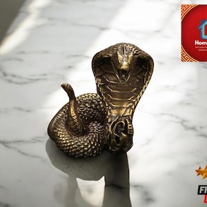 Home Brass Snake Figurine | Mini Animal Sculpture Decoration | Cobra Piece Statue | Retro Style Copper Tea Pet | Desktop Shelf Ornament