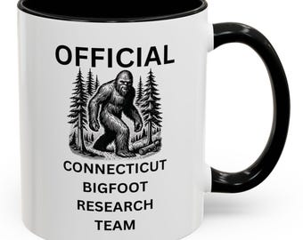 コネチカット ビッグフット リサーチ チーム マグカップ、未確認動物学ファンに最適なギフト、楽しいコーヒーまたはティーマグ、キャンプやアウトドア愛好家に最適。