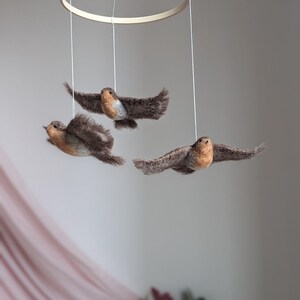 Robin bird ornament, Garden crib mobile, Flying birds mobile, Bird theme nursery, Robin bird mobile, Felt birds mobile, Birds nursery mobile