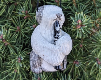 Adorno de oboe para amantes de la música, figura de perro de arcilla única, regalo de oboe hecho a mano, escultura de perro para músicos, regalo para profesores de música.
