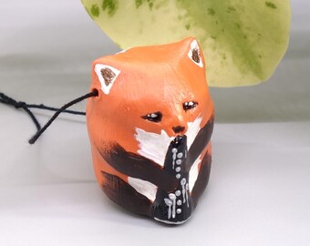 Adorno de zorro de arcilla, regalo para músico, regalo de oboe, animal músico, figura de arcilla hecha a mano, regalo para profesor de música, linda figura de zorro musical animal