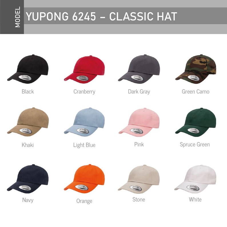 Op de afbeelding: Een set van 12 klassieke petten in verschillende kleuren, waaronder zwart, cranberry, donkergrijs, groen camouflage, kaki, lichtblauw, roze, sparrengroen, marine, oranje, steen en wit. De petten zijn allemaal in dezelfde stijl, met een gebogen klep en een platte kroon.