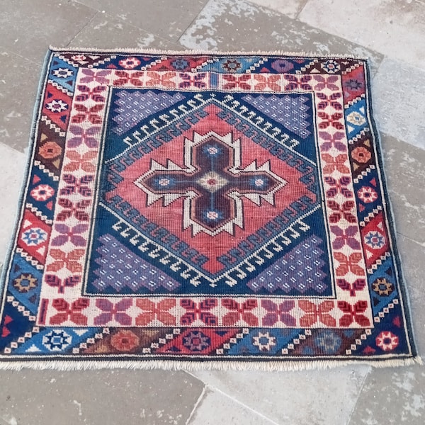 3x3 blue red Square rug small, Vintage rug 3x3, Bath mat rug 3x3, Turkish Entry door mat rug 3x3, Kurdish herki rug, Persian 3x3.4 ft