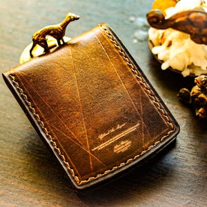 Handcrafted Vintage Gold Leather Wallet - Gillionel Artes