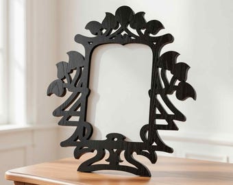 Häxig fotoram SVG – Gotisk laserskuren mall | Skalbar CNC-fil