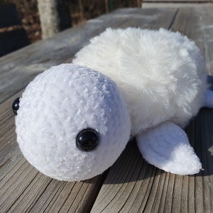 Tortue en peluche fait main au crochet avec fourrure image 1