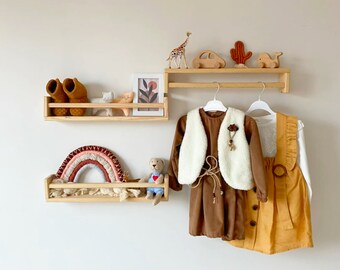 Étagère pour chambre de bébé et d'enfant Montessori | Porte-manteau pour chambre d'enfant | Étagère flottante en bois | Décoration de chambre de bébé | Meubles de décoration murale