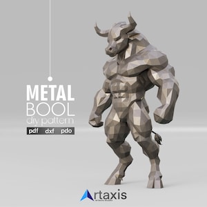Può includere: Una scultura di toro geometrico grigio metallizzato con il testo "METAL BOOL diy pattern" e indicatori di tipo di file. Il toro è muscoloso e sta in piedi su quattro zampe, con corna e coda. Il logo di artaxis studio è nell'angolo in basso.