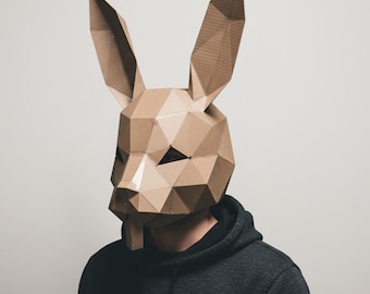 3D Printable Halloween Fox Mask: DIY Low Poly Pepakura Papercraft Template for Costumes