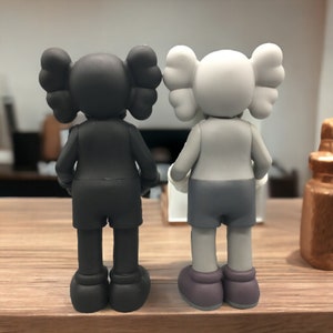 Inspiré de la statue compteuse d'argent KAWS Déco art moderne Figurine Hypebeast Bureau et décoration d'intérieur Idée cadeau parfaite image 4