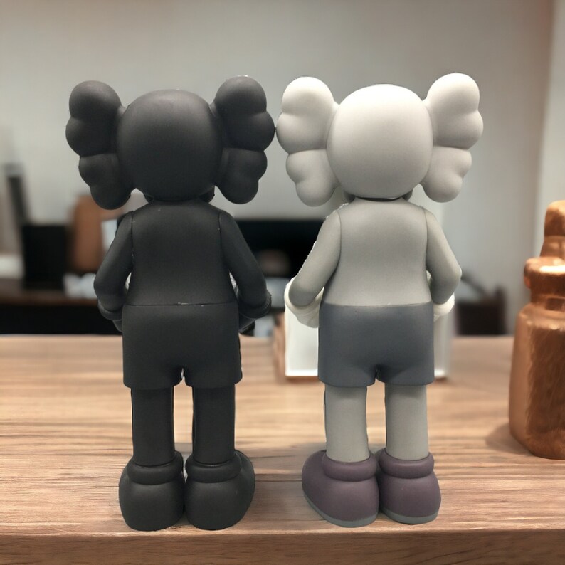 Inspiré de la statue compteuse d'argent KAWS Déco art moderne Figurine Hypebeast Bureau et décoration d'intérieur Idée cadeau parfaite image 4