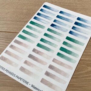 Foglio di adesivi con strisce di acquerello sulla spiaggia, adesivi washi quadrati dipinti per intestazioni di diario, colori della spiaggia: blu e beige