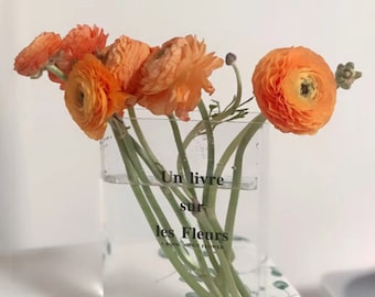Vase livre en acrylique : un délice pour les amateurs de livres et de fleurs - Objet décoratif enchanteur, parfait pour les événements, les anniversaires et les pendaisons de crémaillère