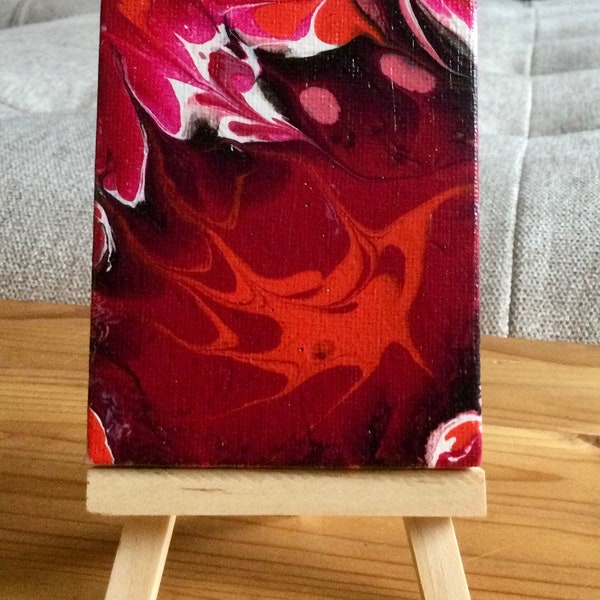 Mini Acrylbild in Pouring Technik mit Staffelei