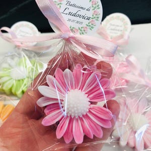 SAPONE MARGHERITA PERSONALIZZATO con sacchetto trasparente /bomboniere matrimonio/cresima/comunione/laurea/compleanno/battesimo/nascita