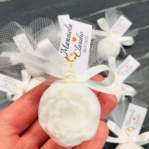 SAPONE PEONIA con tulle e tag personalizzato/bomboniere matrimonio/segnaposto matrimonio/regalo per invitati/sapone a forma di fiore