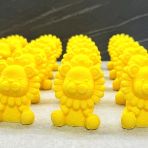 BOMBONIERE  SAPONE a forma di LEONCINO personalizzato/battesimo/nascita/compleanno bimbi/baby shower/sapone per bambini/festa a tema Safari