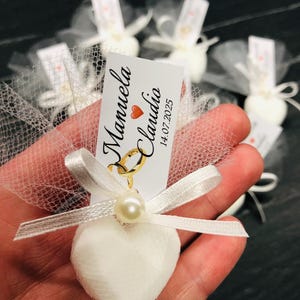 SAPONE a forma di Cuoricino con tulle/SEGNAPOSTO MATRIMONIO/piccoli saponette/segnaposto personalizzato/piccoli omaggi per gli ospiti