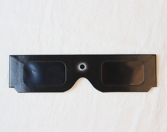 1 pairs - ISO 12312-2 and CE Certified Solar Eclipse Glasses - Filters for Direct Observation of the Sun