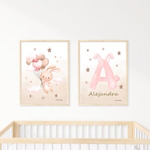 Set de 2 láminas personalizadas decorativas para bebé, póster para la habitación de las niñas, dibujo de conejito y letra inicial con nombre