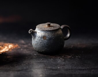 Wood Fired Teapot Raw, Dark Stoneware Kyusu Ceramics Clay Pot  Ceramics Hand Made Tea Ceremony  Collectible 160 ML