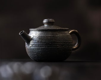 Teapot Charcoal-Fired Teapot  Vintage Coarse Pottery Teapot With Naturally Ash-Glazed Surface, Handcrafted Single Teapot For Brewing Tea