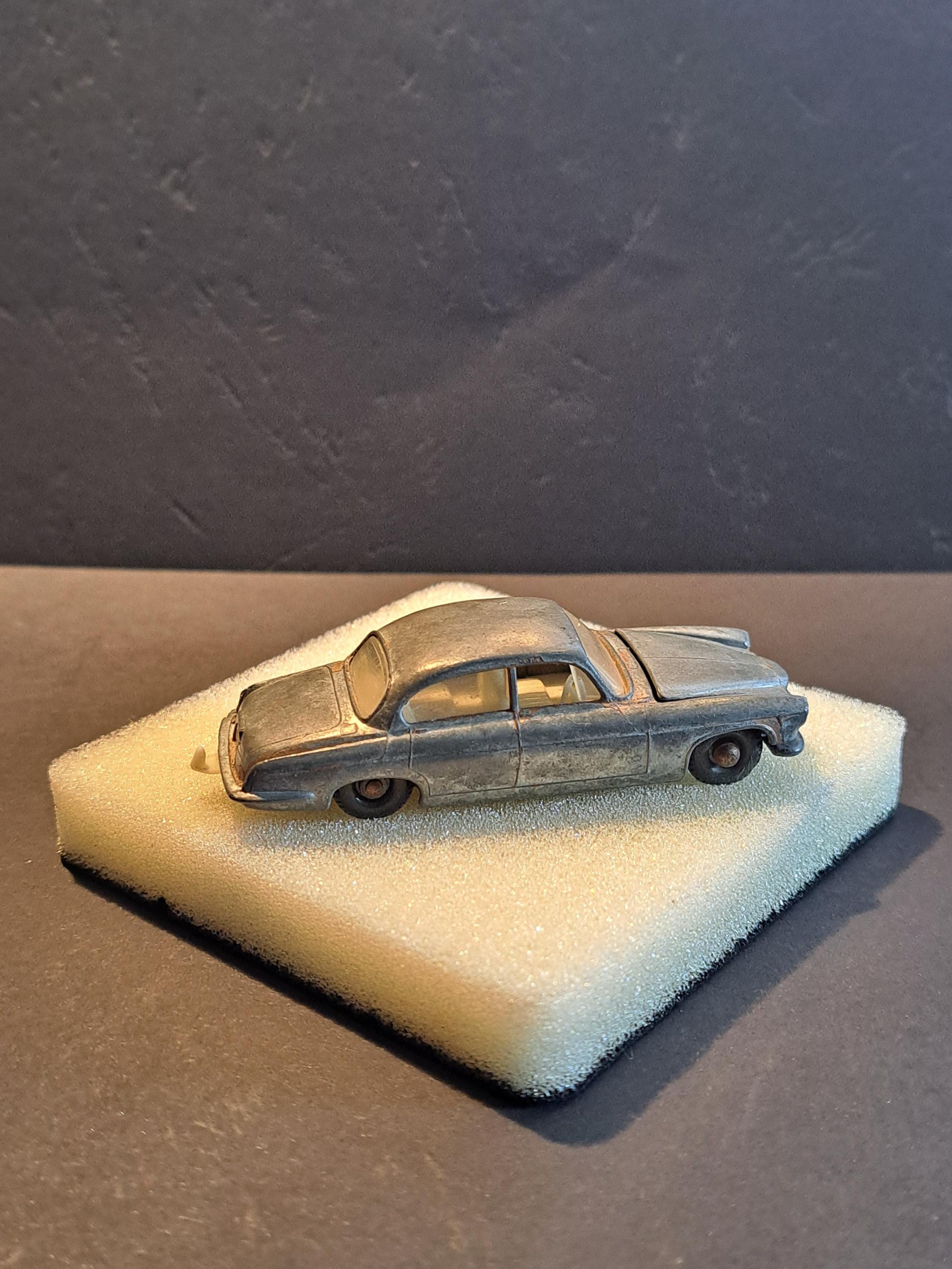 Bus à étage LESNEY 1/80 N°5 Rouge - Miniature Métal Avec Boîte, Vintage