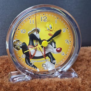 Sylvester and Tweety Clock - Etsy