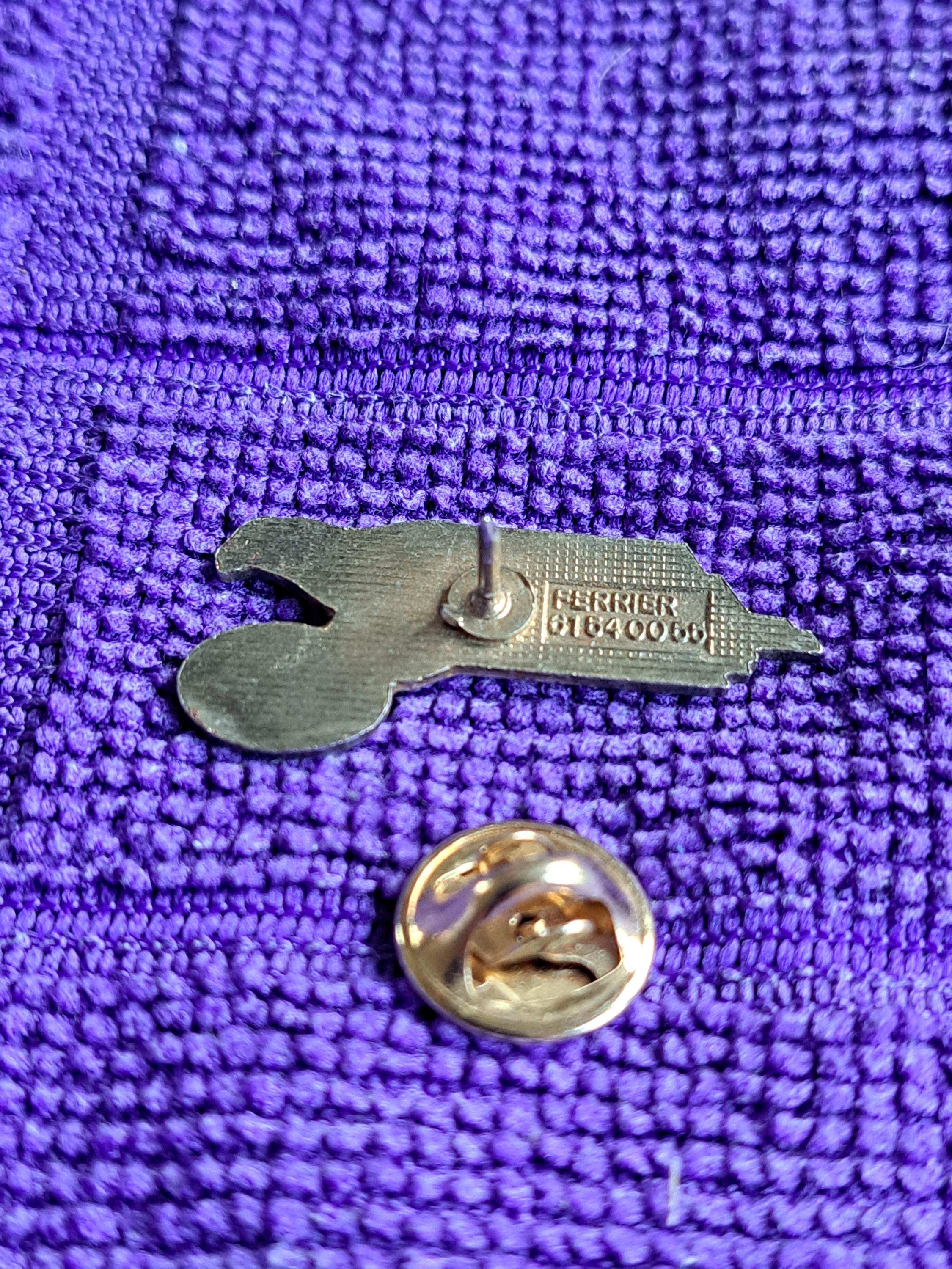 Badge Vintage Pins Pétrole ESSO Tigre Oil Huile Petrolum