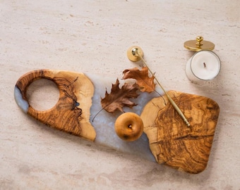 Personalized Resin Cutting Board, Olive Wood Charcuterie Board, Epoxy Serving Board, Custom-Made Cheese Board, Anniversary Gift
