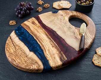 Epoxy Resin Serving Board, Olive Wood Charcuterie Board, Blue Red Resin Cutting Board, Handmade Oval Wood Tray with Handle, Christmas Gifts