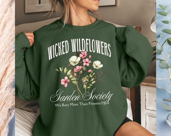 Boho Cottagecore Sweatshirt, Wildflowers Sweatshirt, Vintage Pressed Flower Sweatshirt, Botanical Floral Shirt, Gift for Gardener Sweatshirt