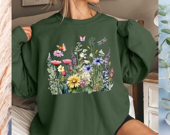 Vintage Wildflowers Sweatshirt, Boho Cottage Pullover, Botanical Floral Sweatshirt, Fairycore Gift, Garden Lover, Spring Lover Crewneck