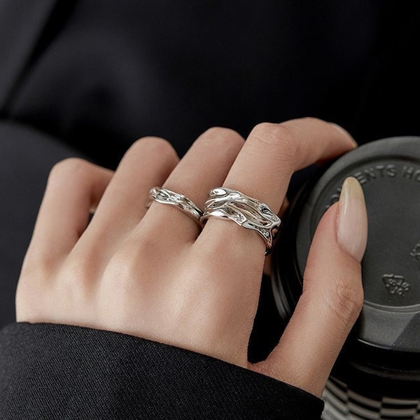 Unregelmäßige Silber Ringe - Flüssigmetall Ring, Einzigartige Ring, Minimalist Ring, Gemustert, y2k, Statement, koreanische, Geschenke für Sie & Ihn