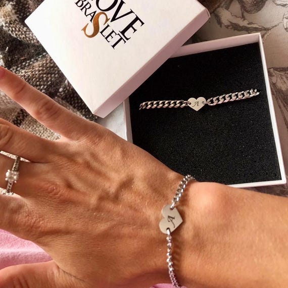 Bracciali di coppia per lui e lei con frase Amor vincit omnia | Kidult
