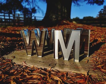 Minimalist Stainless Steel Restroom Sign, Men Women Metal Wall Decor (Set), Commercial Industrial Restaurant Business