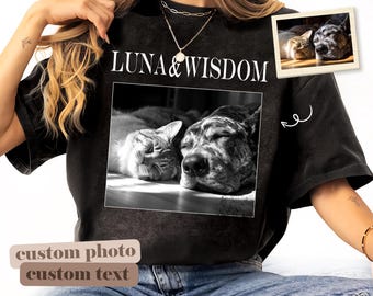 Custom Pet Portrait T-Shirt: Retro 90s Graphic Tee