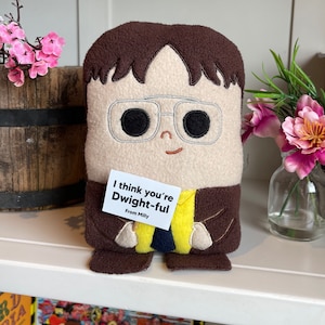 Assistante de direction en peluche, carte d'anniversaire amusante, cadeau de travail, cadeau de comédie de situation, avec citation personnalisée, cadeau fait main pour les fans de séries télévisées