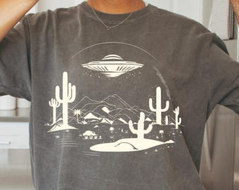 ヴィンテージ カウボーイ UFO Tシャツ：ウエスタン グラフィック T シャツ