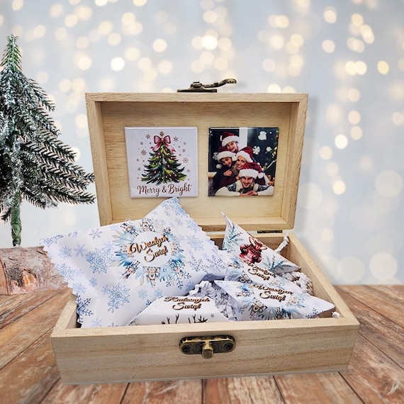 Personalized Christmas Candy Box with Lid: Photo Magnets & Engraved Wooden Gift