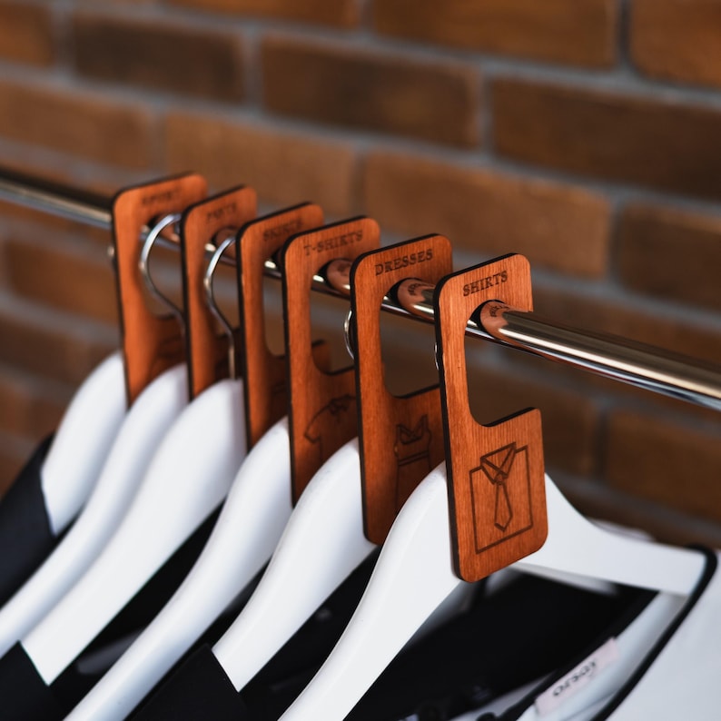custom-closet-dividers-wardrobe-dividers-clothing-rack-dividers