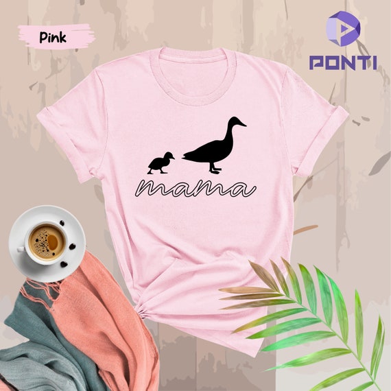 Momma Duck Funny Bird Lover Animal Gift T-Shirt Momma Duck Funny Bird Lover Animal Gift T-Shirt
