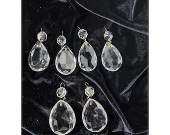 Lote de 6 prismas de cristal de plomo vintage para lámparas de araña, forma de lágrima, 2,25" de largo, 1,25" de ancho.