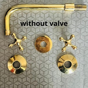 Unlacquered Brass Wall Mount Bath Faucet Hot and Cold Bathroom Faucet With Traditional Handles zdjęcie 8
