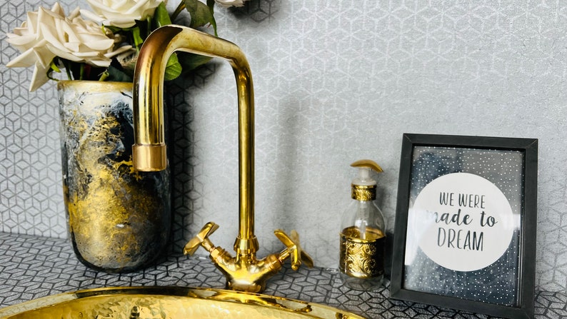 Solid Brass Sink Faucet for bathroom or kitchen Unlacquered Brass tap with Traditional Simple Handles zdjęcie 2