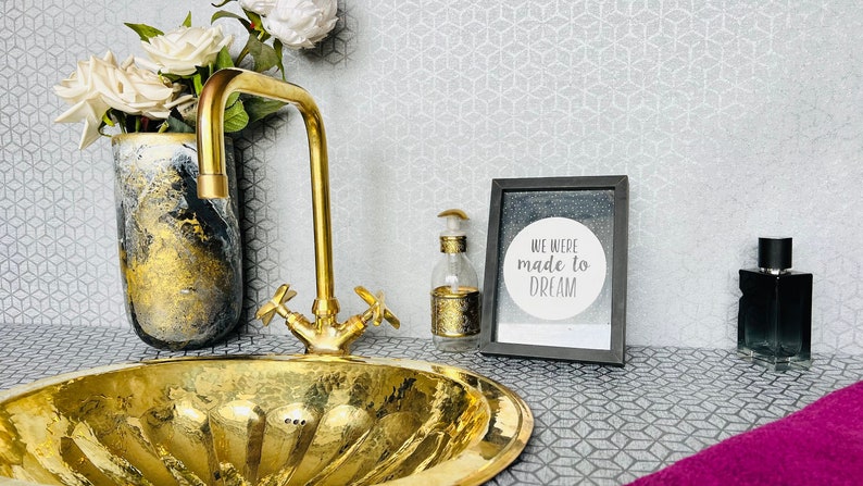 Solid Brass Sink Faucet for bathroom or kitchen Unlacquered Brass tap with Traditional Simple Handles zdjęcie 1
